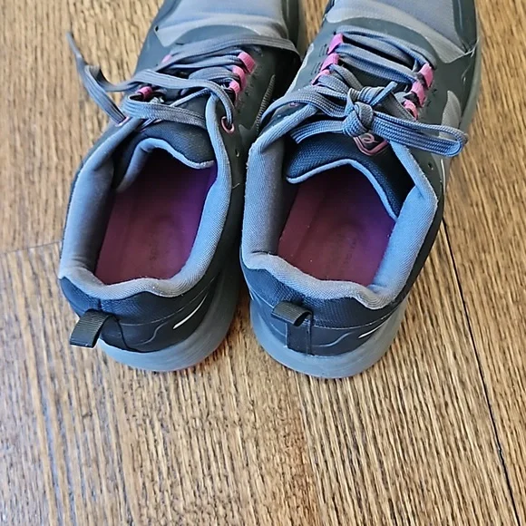 Women sneaker - Picture 3 of 8